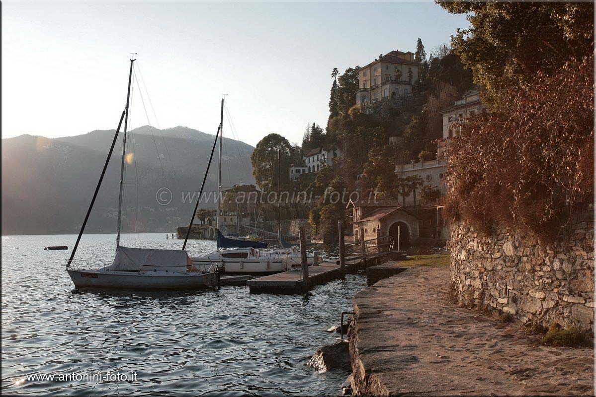 Orta S.Giulio scorcio sul lago